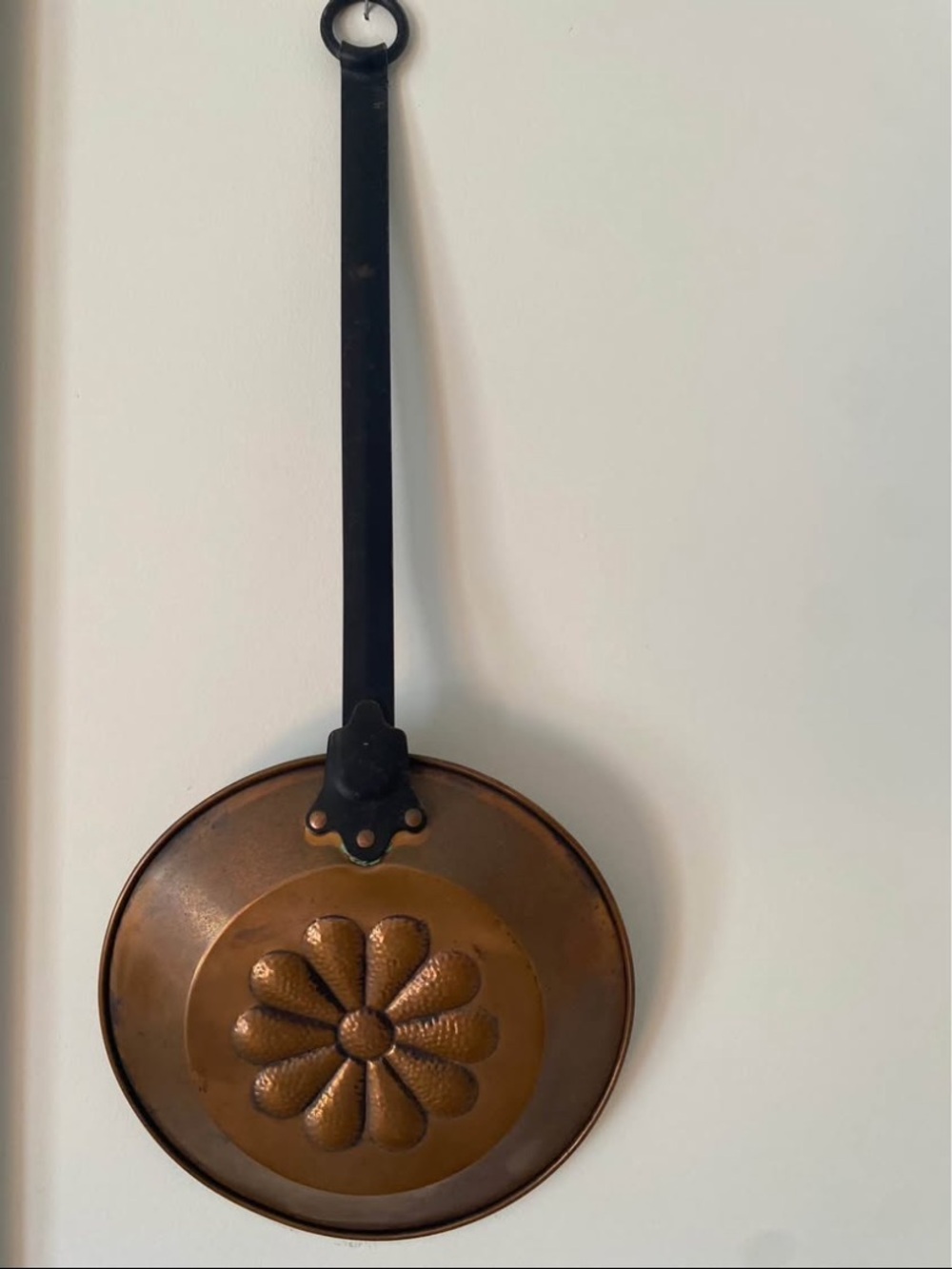 Decorative Copper Wall Skillet with Floral Medallion